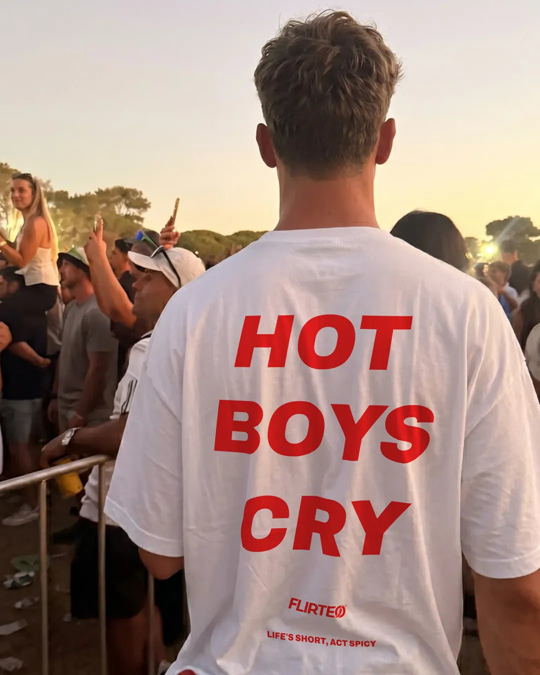 Oversize Hot Boys Cry flirteo - camisetas streetwear