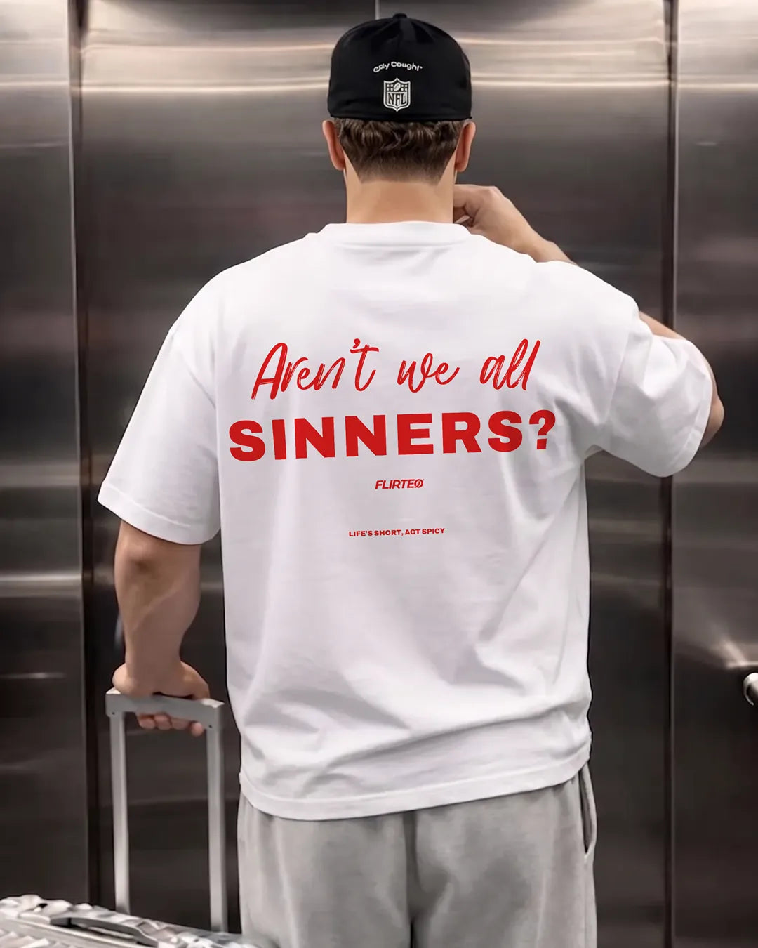 Camisetas oversize arent we all sinners de flirteo